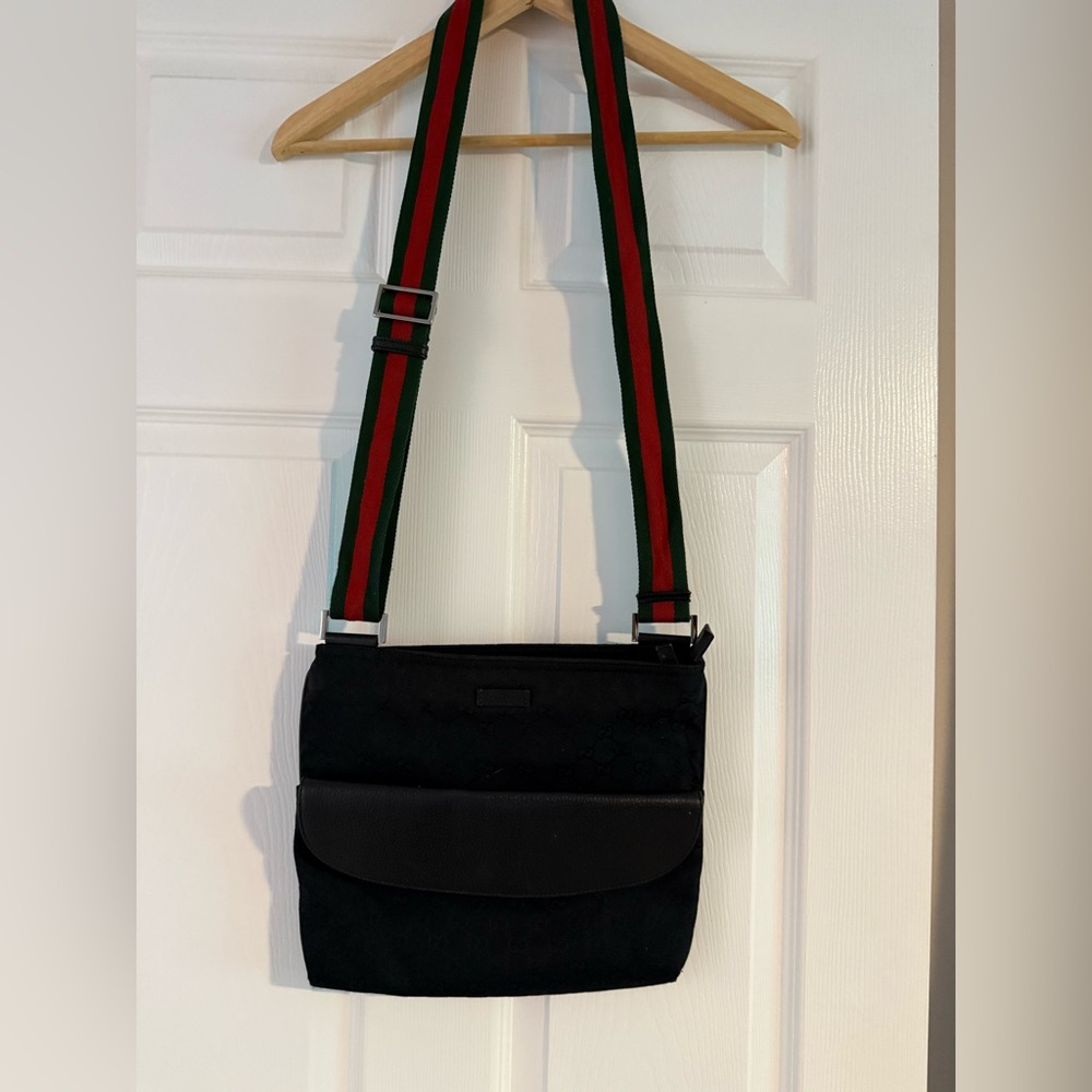 Gucci Black Crossbody Bag with Signature Design